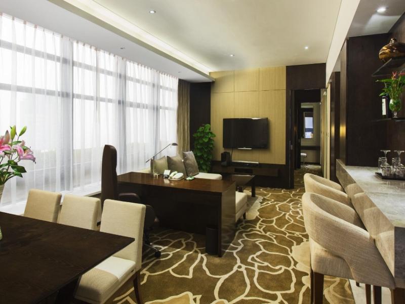 Holiday Inn Taicang City Centre By Ihg Exterior photo