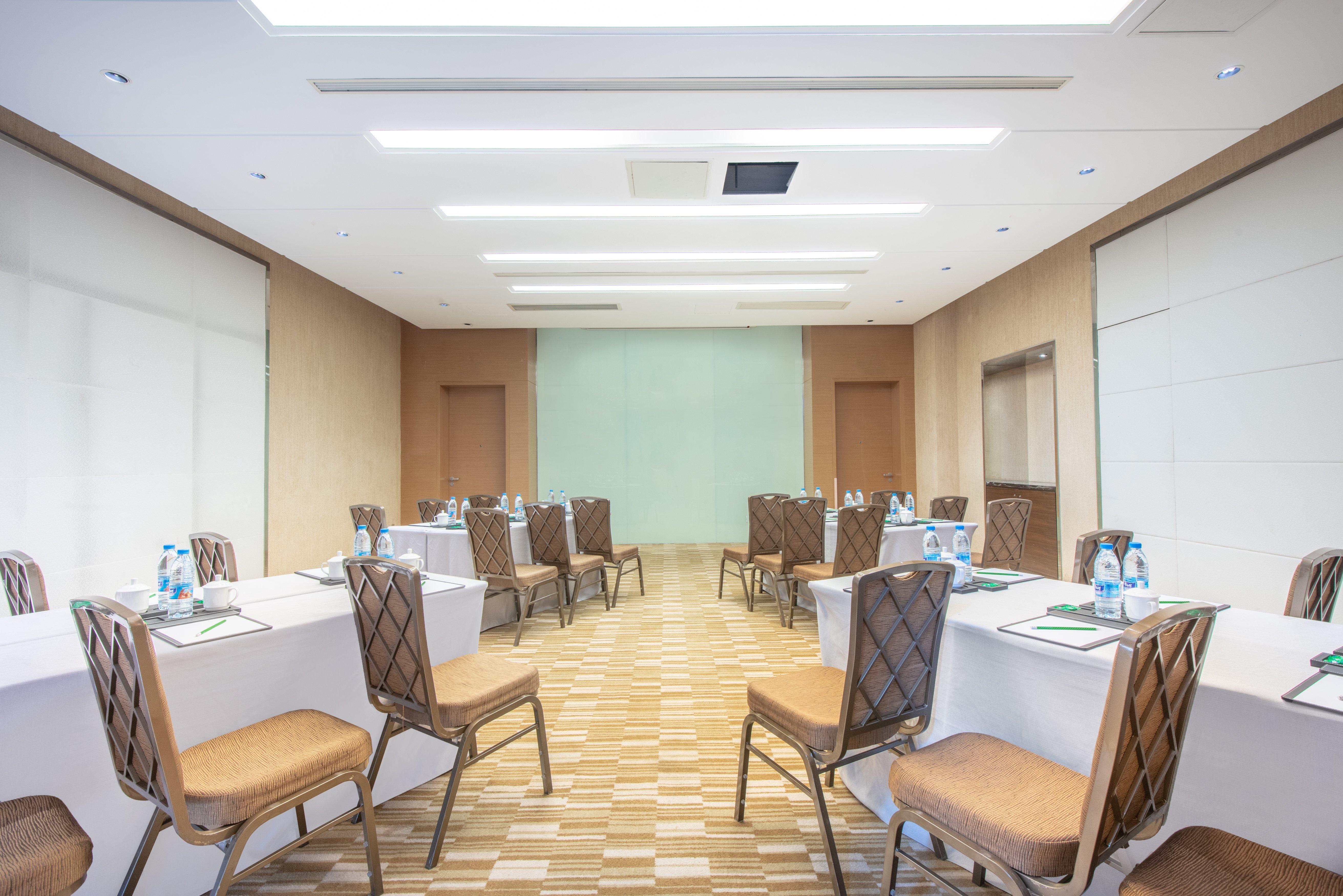 Holiday Inn Taicang City Centre By Ihg Exterior photo
