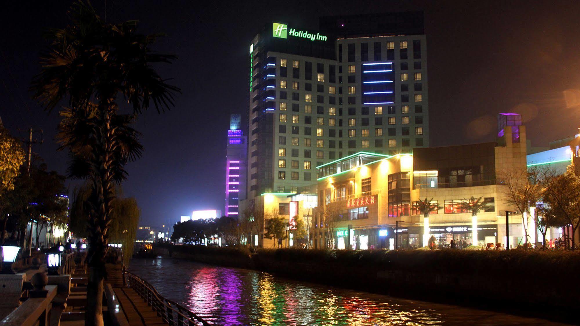 Holiday Inn Taicang City Centre By Ihg Exterior photo