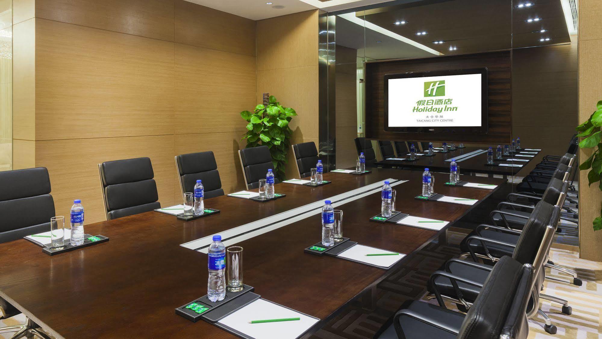 Holiday Inn Taicang City Centre By Ihg Exterior photo